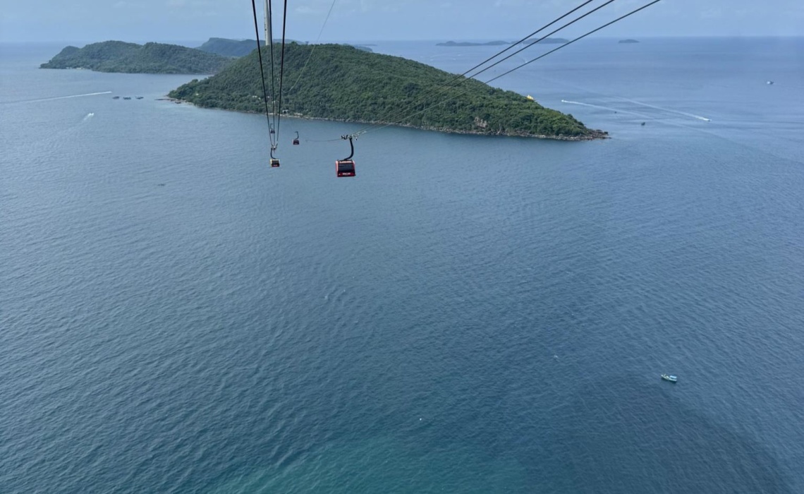 Seilbahn auf die Insel Ph&uacute; Quốc