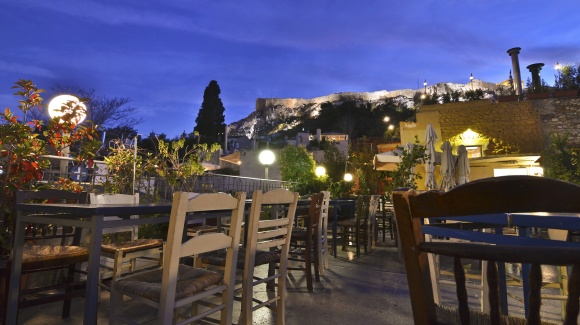 Taverne in Athen am Abend